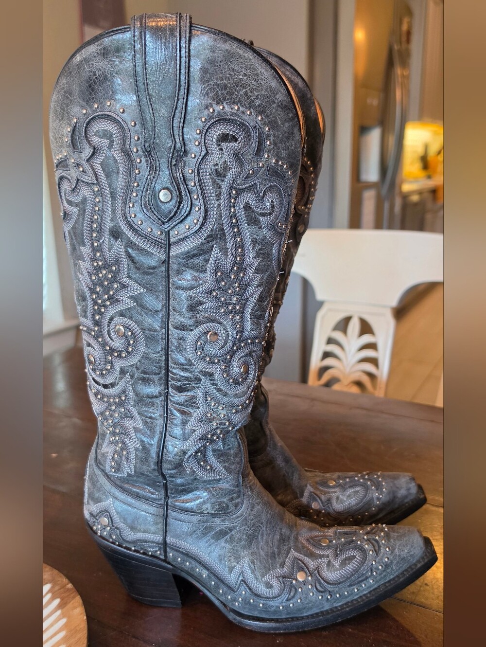 Vintage Corral Grey Embroidered Studded Cowboy Boots - Corral - Picture 3 of 10